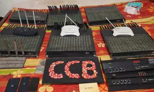 पुलिस ने साइबर धोखाधड़ी के बड़े रैकेट का किया पर्दाफाश, आरोपी गिरफ्तार