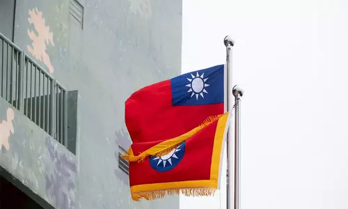 Taiwan ने अपने आसपास 36 चीनी विमान, 8 जहाज़ और एक पोत का पता लगाया Taiwan ने अपने आसपास 36 चीनी विमान, 8 जहाज़ और एक पोत का पता लगाया