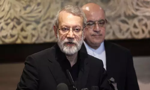 Iran ने तेहरान में अली लारिजानी, बासिज प्रमुख घोलमरेज़ा सुलेमानी का अंतिम संस्कार किया