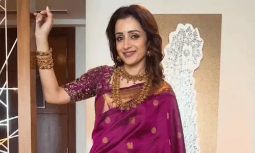 Trisha Krishnan राजनीति में? तेलुगू राज्यों में फैली अटकलें Trisha Krishnan राजनीति में? तेलुगू राज्यों में फैली अटकलें