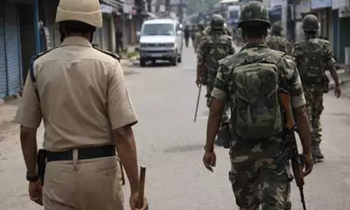 हिंसा की आशंकाओं के बीच मेघालय ने पश्चिम गारो हिल्स में कर्फ्यू बढ़ाया हिंसा की आशंकाओं के बीच मेघालय ने पश्चिम गारो हिल्स में कर्फ्यू बढ़ाया