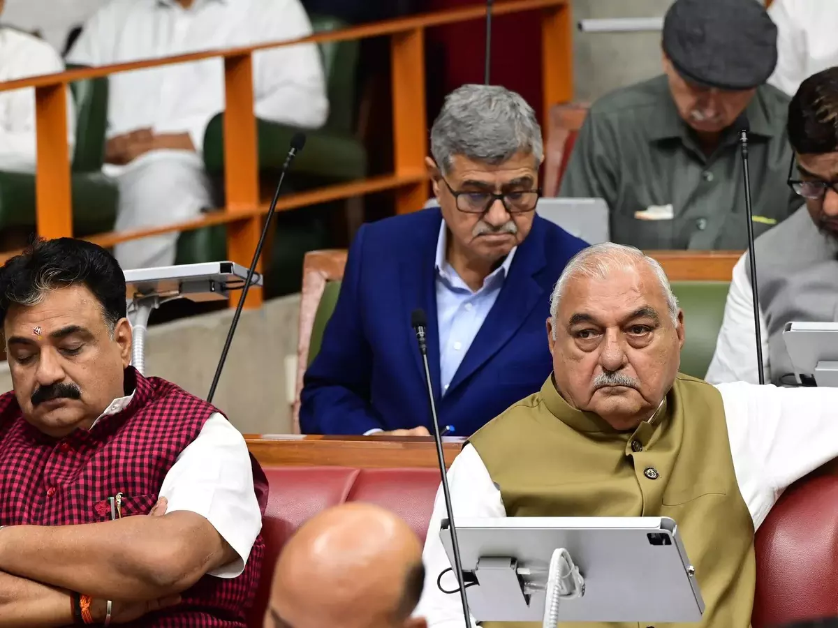 Chandigarh: कांग्रेस विधायकों ने प्रश्नकाल से किया किनारा