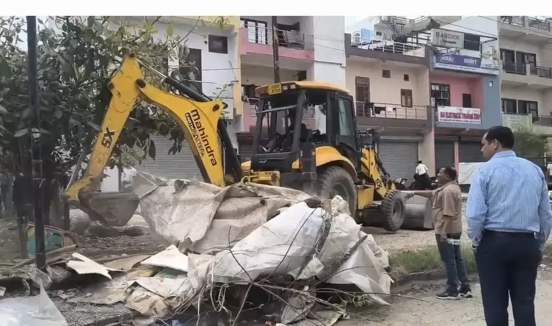 Haridwar: सिडकुल में अतिक्रमण खत्म करने की कार्रवाई Haridwar: सिडकुल में अतिक्रमण खत्म करने की कार्रवाई
