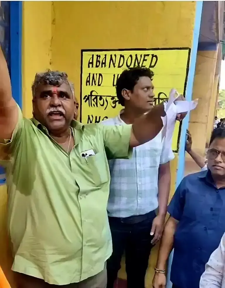 Asansol: भाजपा और तृणमूल में अतिक्रमण विवाद Asansol: भाजपा और तृणमूल में अतिक्रमण विवाद