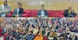 Anantnag में ग्रामीण महिलाओं के लिए लैंगिक संवेदीकरण कार्यशाला Anantnag में ग्रामीण महिलाओं के लिए लैंगिक संवेदीकरण कार्यशाला