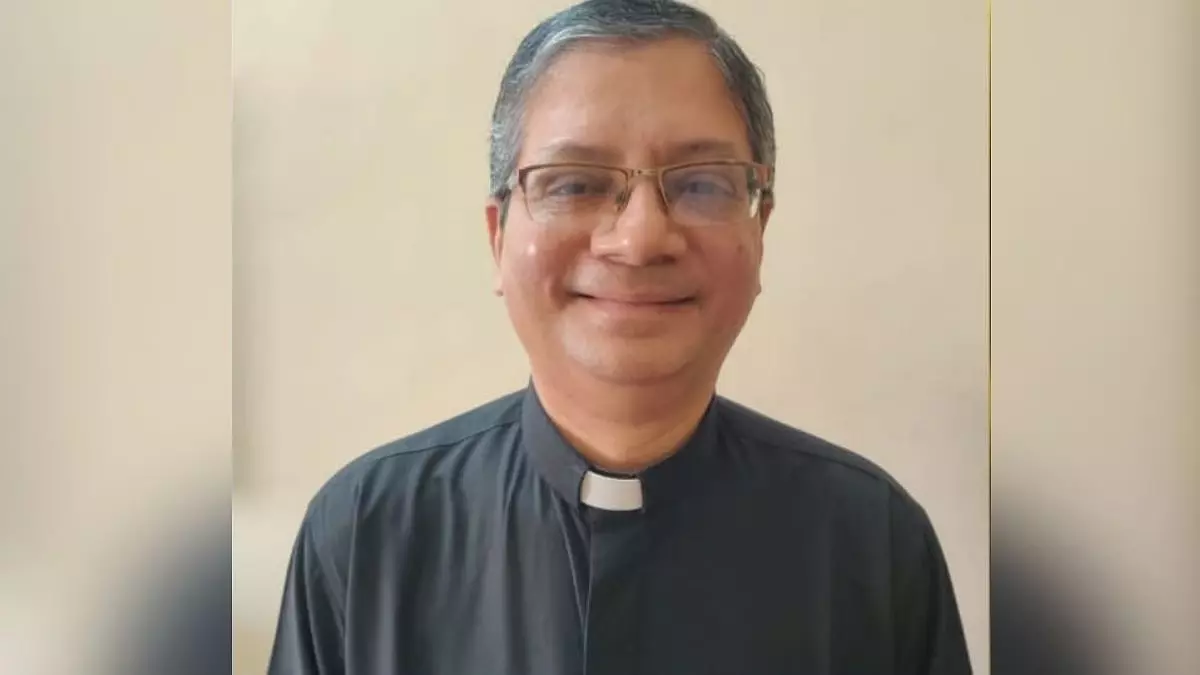 मुंबई के पादरी को FABC के मानव विकास और जलवायु डेस्क में एशियाई चर्च की अहम भूमिका सौंपी गई मुंबई के पादरी को FABC के मानव विकास और जलवायु डेस्क में एशियाई चर्च की अहम भूमिका सौंपी गई
