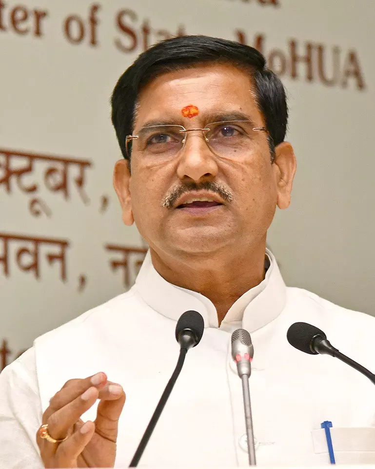 केंद्रीय राज्य मंत्री तोखन साहू ने चीफ सेक्रेटरी को लिखा पत्र, ब्रिलिएंट पब्लिक स्कूल पर होगी कार्रवाई केंद्रीय राज्य मंत्री तोखन साहू ने चीफ सेक्रेटरी को लिखा पत्र, ब्रिलिएंट पब्लिक स्कूल पर होगी कार्रवाई