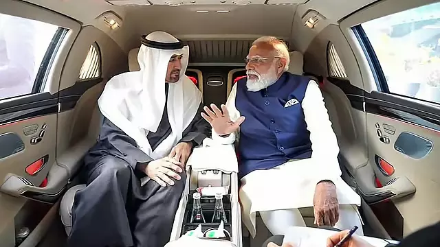 PM मोदी ने UAE के राष्ट्रपति से बातचीत की: पश्चिम एशिया में तनाव पर चर्चा PM मोदी ने UAE के राष्ट्रपति से बातचीत की: पश्चिम एशिया में तनाव पर चर्चा