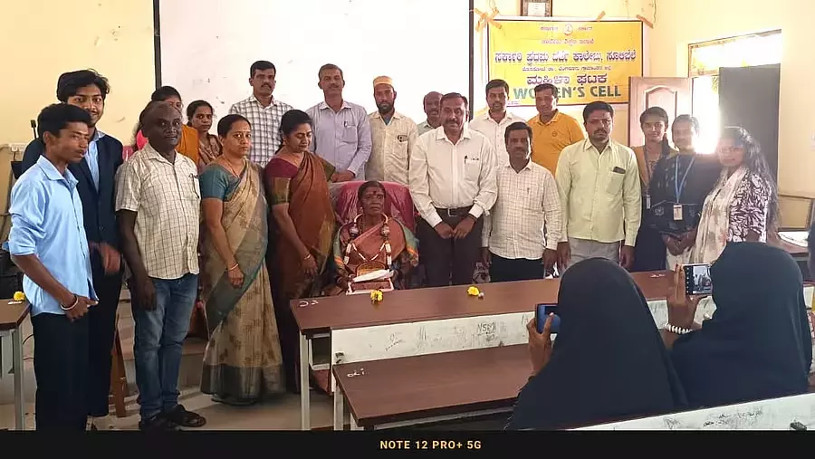 एक महिला कभी भी असहाय नहीं होती, वह हमेशा सशक्त होती है: Dr. P. Sangeetha एक महिला कभी भी असहाय नहीं होती, वह हमेशा सशक्त होती है: Dr. P. Sangeetha