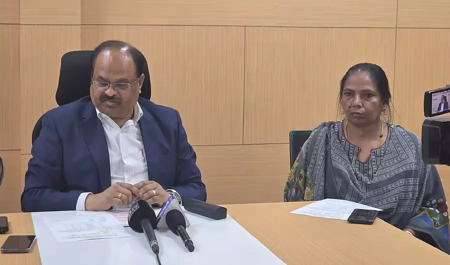 SSLC परीक्षा आज से: कोलार ज़िले में 19,474 उम्मीदवारों ने पंजीकरण कराया SSLC परीक्षा आज से: कोलार ज़िले में 19,474 उम्मीदवारों ने पंजीकरण कराया
