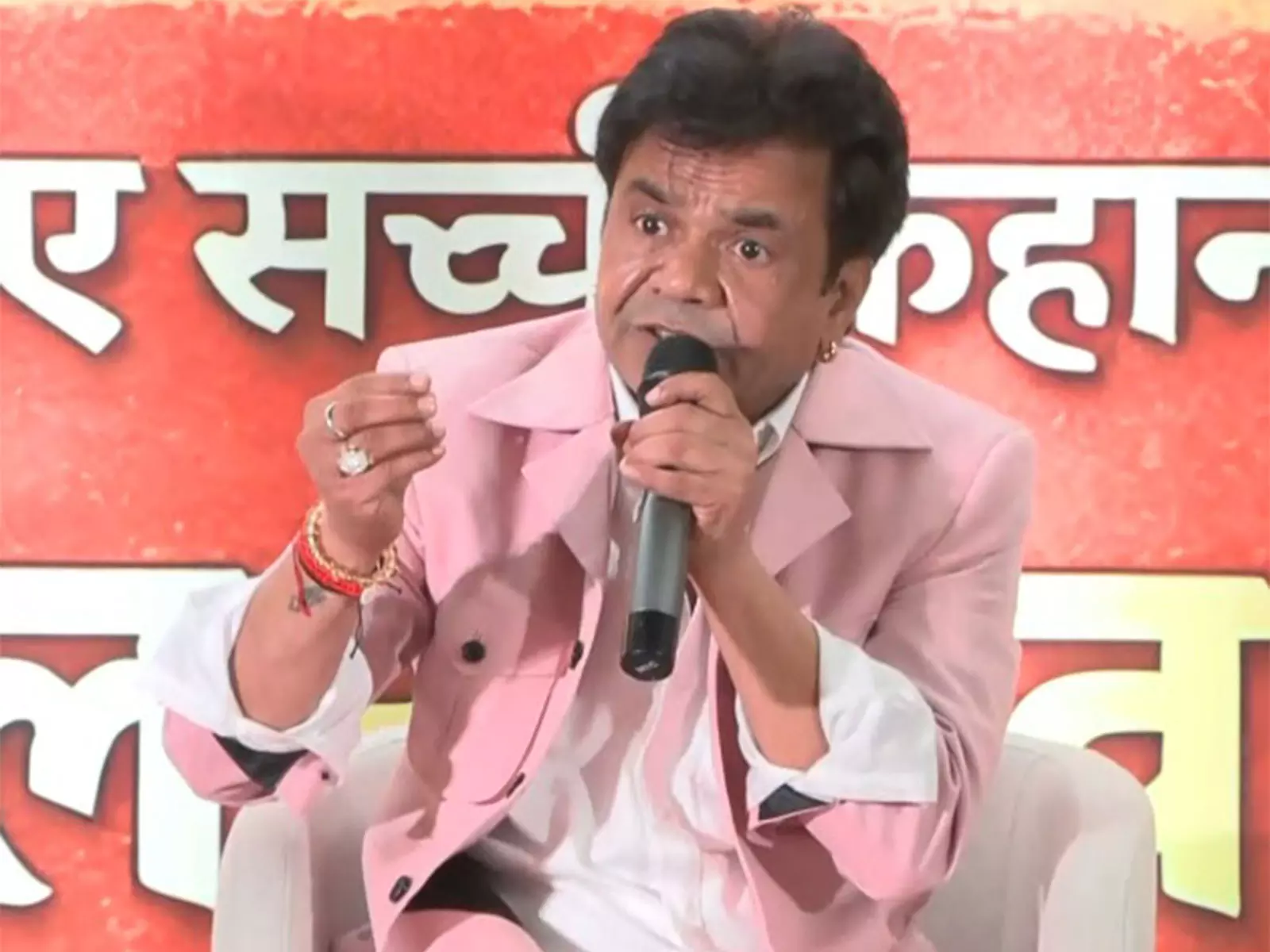 दिल्ली HC ने चेक बाउंस मामले में राजपाल यादव की अंतरिम ज़मानत बढ़ाई; अभिनेता ने कहा- मैंने 4.25 करोड़ रुपये चुका दिए दिल्ली HC ने चेक बाउंस मामले में राजपाल यादव की अंतरिम ज़मानत बढ़ाई; अभिनेता ने कहा- मैंने 4.25 करोड़ रुपये चुका दिए