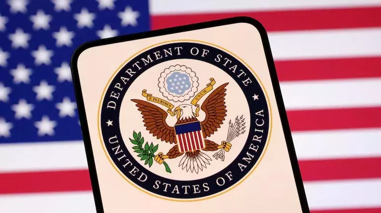 US अब 12 और देशों के वीज़ा पाने वालों से $15,000 का बॉन्ड मांगेगा: लिस्ट देखें US अब 12 और देशों के वीज़ा पाने वालों से $15,000 का बॉन्ड मांगेगा: लिस्ट देखें
