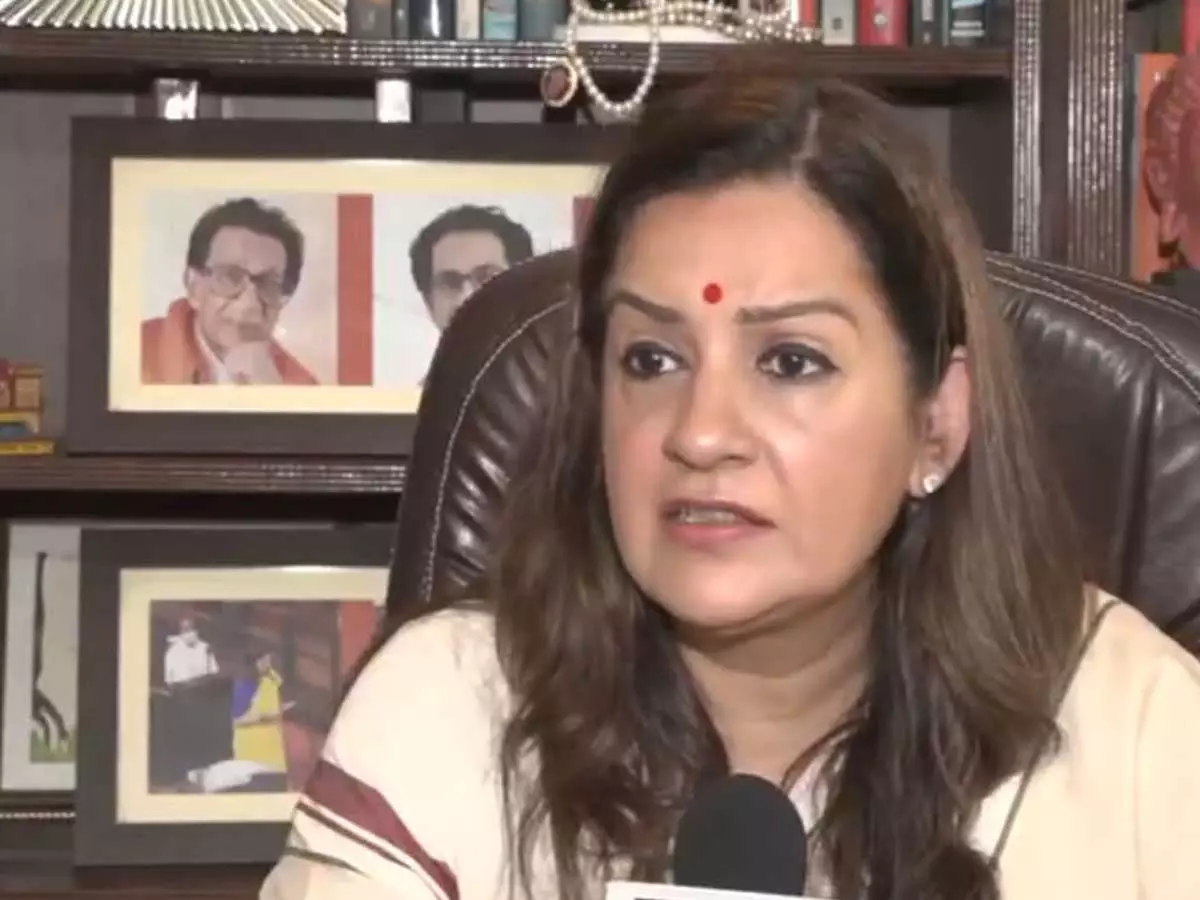 प्रियंका चतुर्वेदी ने BJP पर विपक्ष तोड़ने का आरोप लगाया प्रियंका चतुर्वेदी ने BJP पर विपक्ष तोड़ने का आरोप लगाया