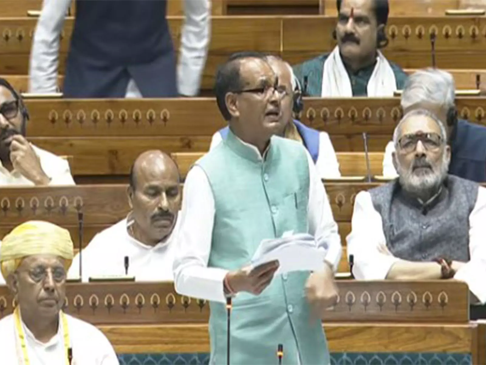 PM मोदी के नेतृत्व में भारत के हित सुरक्षित हैं; विपक्ष केवल राजनीति करता है: शिवराज सिंह चौहान PM मोदी के नेतृत्व में भारत के हित सुरक्षित हैं; विपक्ष केवल राजनीति करता है: शिवराज सिंह चौहान