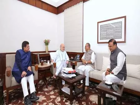 भाजपा में शामिल होने के बाद बोरदोलोई ने गृह मंत्री शाह से की मुलाकात, सरमा भी रहे साथ भाजपा में शामिल होने के बाद बोरदोलोई ने गृह मंत्री शाह से की मुलाकात, सरमा भी रहे साथ