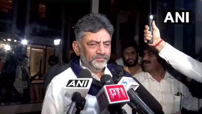 देवेगौड़ा के बयान पर डीके शिवकुमार का पलटवार, कहा देवेगौड़ा के बयान पर डीके शिवकुमार का पलटवार, कहा