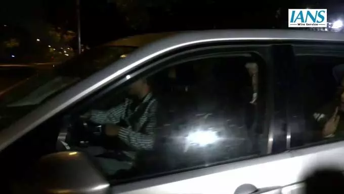कांग्रेस अध्यक्ष मल्लिकार्जुन खड़गे के आवास पर केरल CEC बैठक के लिए नेता एकत्रित होने लगे कांग्रेस अध्यक्ष मल्लिकार्जुन खड़गे के आवास पर केरल CEC बैठक के लिए नेता एकत्रित होने लगे