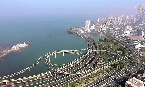 Mumbai Crime: वर्ली में कोस्टल रोड प्रोजेक्ट से आर्मर्ड पावर केबल चोरी, जांच जारी Mumbai Crime: वर्ली में कोस्टल रोड प्रोजेक्ट से आर्मर्ड पावर केबल चोरी, जांच जारी