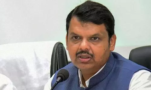 मुंबई गैंग वॉर की चपेट में नहीं आएगा, रोहित शेट्टी पर फायरिंग की घटना के बाद CM ने कहा मुंबई गैंग वॉर की चपेट में नहीं आएगा, रोहित शेट्टी पर फायरिंग की घटना के बाद CM ने कहा