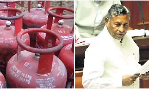 हमारे राज्य को 44,000 कमर्शियल सिलेंडरों की ज़रूरत है : Minister हमारे राज्य को 44,000 कमर्शियल सिलेंडरों की ज़रूरत है : Minister