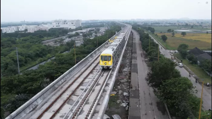 Indore: ब्रेक स्पीड टेस्ट से जांची गई गाड़ी की रफ्तार Indore: ब्रेक स्पीड टेस्ट से जांची गई गाड़ी की रफ्तार