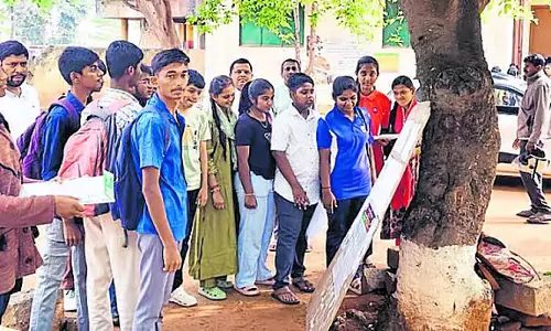 SSLC परीक्षा: 112 छात्र अनुपस्थित SSLC परीक्षा: 112 छात्र अनुपस्थित