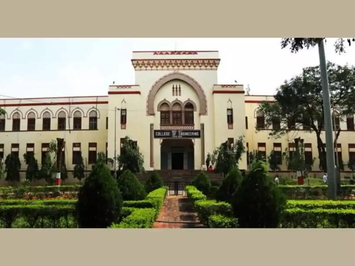 Hyderabad के उस्मानिया यूनिवर्सिटी कॉलेज ऑफ़ इंजीनियरिंग में विरोध प्रदर्शन Hyderabad के उस्मानिया यूनिवर्सिटी कॉलेज ऑफ़ इंजीनियरिंग में विरोध प्रदर्शन