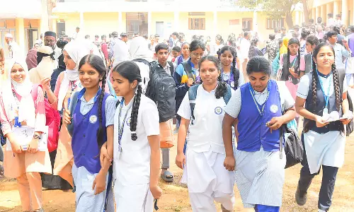 तुमकुर: SSLC परीक्षा का पहला दिन शांतिपूर्ण रहा