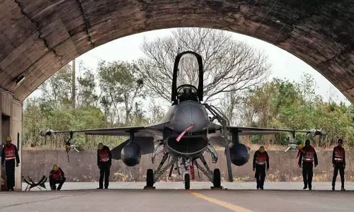 Taiwan ने PLA के 12 विमानों और PLAN के 9 जहाजों का पता लगाया Taiwan ने PLA के 12 विमानों और PLAN के 9 जहाजों का पता लगाया