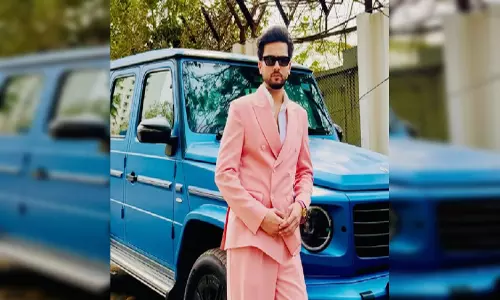 सांप के जहर मामले में यूट्यूबर एल्विश यादव को बड़ी राहत सांप के जहर मामले में यूट्यूबर एल्विश यादव को बड़ी राहत