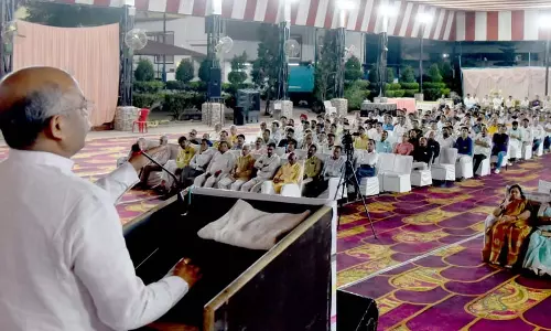 Barwani: प्रवीण गुप्त ने स्वबोध पर डाला प्रकाश Barwani: प्रवीण गुप्त ने स्वबोध पर डाला प्रकाश