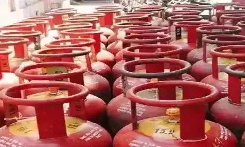 Kerala : पालियेक्कारा में कुकिंग गैस रिसाव 63,000 सिलेंडरों के बराबर