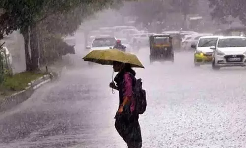 Meteorological Department ने तेलंगाना में अगले दो दिनों तक भारी बारिश की चेतावनी दी Meteorological Department ने तेलंगाना में अगले दो दिनों तक भारी बारिश की चेतावनी दी