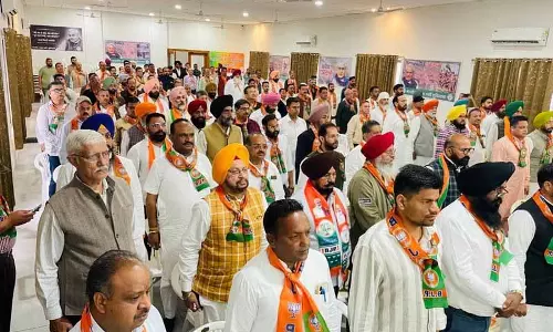 विधानसभा चुनावों की रणनीति बनाने के लिए लुधियाना में BJP के ज़िला प्रमुखों की बैठक विधानसभा चुनावों की रणनीति बनाने के लिए लुधियाना में BJP के ज़िला प्रमुखों की बैठक