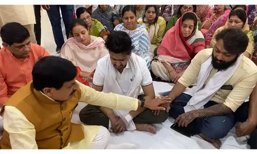 MP: CM मोहन यादव ने इंदौर अग्निकांड के पीड़ितों से मुलाकात की