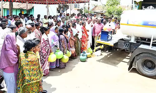 Holalkere : नगरपालिका से आपके दरवाज़े तक स्वच्छ पेयजल Holalkere : नगरपालिका से आपके दरवाज़े तक स्वच्छ पेयजल
