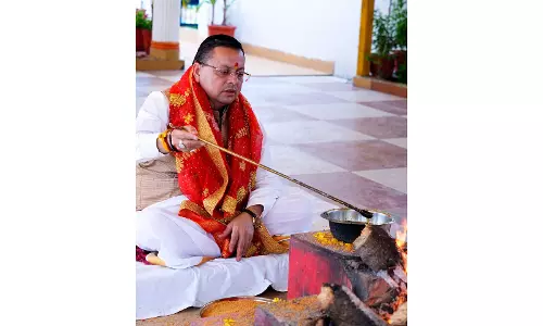 CM पुष्कर सिंह धामी ने देहरादून में हिंदू नववर्ष पर हवन किया