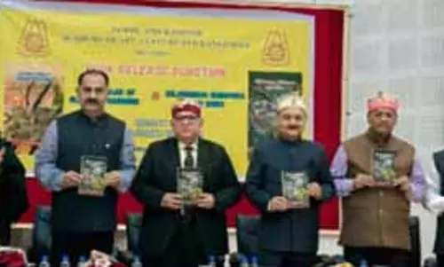 JKAACL ने पुस्तक विमोचन और साहित्यिक संवाद का आयोजन किया
