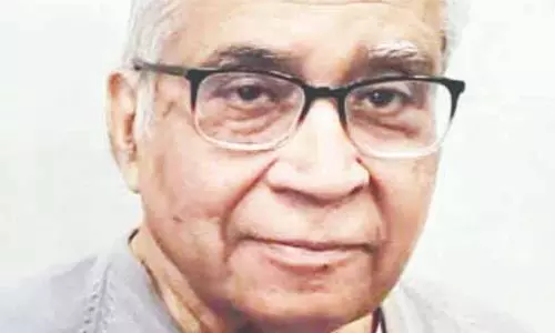 जम्मू-कश्मीर के पूर्व IAS अधिकारी कुशारी का निधन जम्मू-कश्मीर के पूर्व IAS अधिकारी कुशारी का निधन