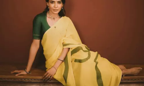 Samantha Ruth Prabhu का ‘बापू बोम्मा’ लुक वायरल, साड़ी में दिखीं बेहद खूबसूरत Samantha Ruth Prabhu का ‘बापू बोम्मा’ लुक वायरल, साड़ी में दिखीं बेहद खूबसूरत