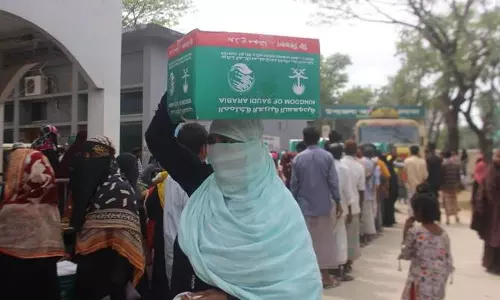 रोहिंग्या शरणार्थियों को ईद से पहले मानवीय सहायता, Bangladesh में राहत वितरण रोहिंग्या शरणार्थियों को ईद से पहले मानवीय सहायता, Bangladesh में राहत वितरण