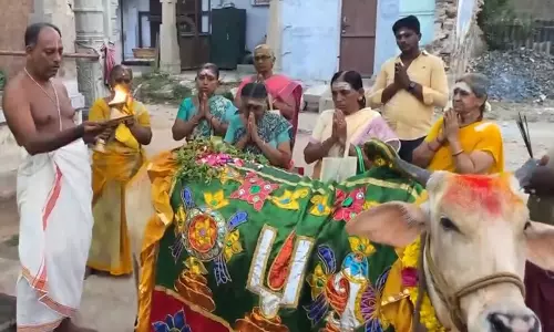 Ugadi पर दक्षिण भारत के मंदिरों में श्रद्धालुओं की भीड़