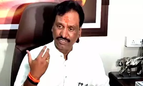 BJP हमारे ZP सदस्यों को पैसे का लालच दे रही है; अंबादास दानवे का सनसनीखेज दावा BJP हमारे ZP सदस्यों को पैसे का लालच दे रही है; अंबादास दानवे का सनसनीखेज दावा