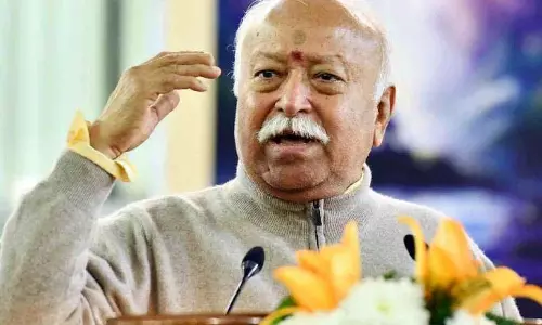 Sarsanghchalak का दावा है कि कुछ विरोधी और कम्युनिस्ट भी कहते हैं कि संघ अच्छा Sarsanghchalak का दावा है कि कुछ विरोधी और कम्युनिस्ट भी कहते हैं कि संघ अच्छा