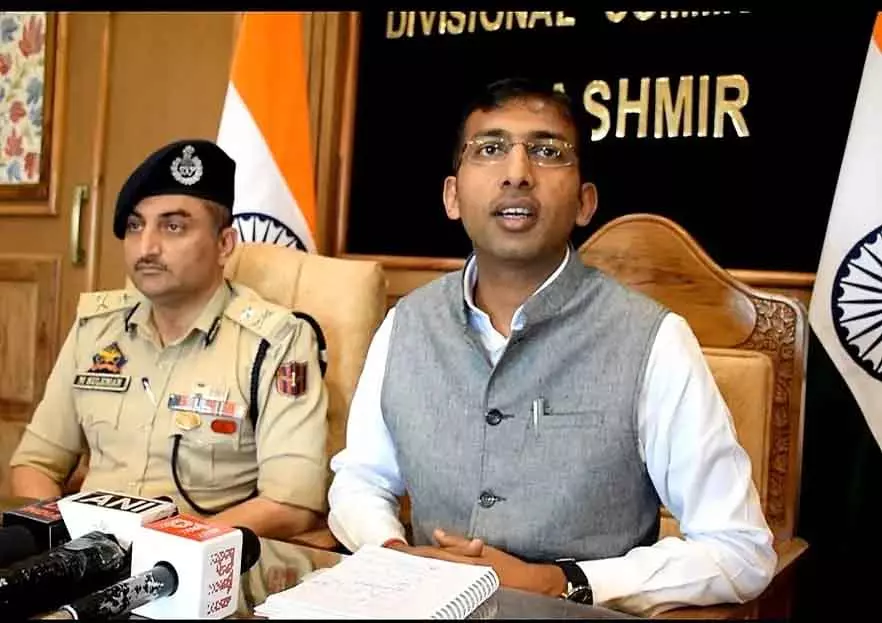 धार्मिक त्योहारों का सुचारू आयोजन सुनिश्चित करें: Div Com Kashmir धार्मिक त्योहारों का सुचारू आयोजन सुनिश्चित करें: Div Com Kashmir