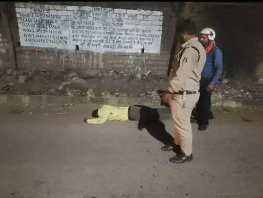 रायपुर-कुम्हारी रोड में स्कूटी सवार की मौत रायपुर-कुम्हारी रोड में स्कूटी सवार की मौत