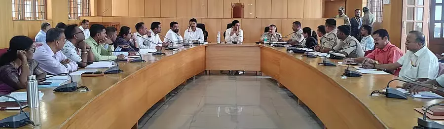 अनुसूचित जातियों को भूखंड और अधिकार वितरित करने के लिए कदम उठाए गए: रामनगर DC यशवंत अनुसूचित जातियों को भूखंड और अधिकार वितरित करने के लिए कदम उठाए गए: रामनगर DC यशवंत