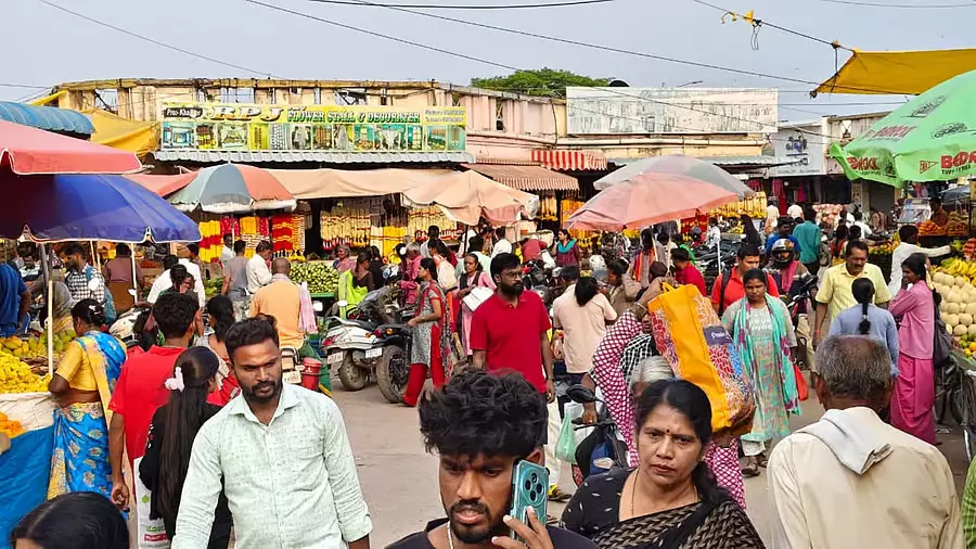 Odisha: संबलपुर में एक केमिकल फैक्ट्री में भीषण आग लगी Odisha: संबलपुर में एक केमिकल फैक्ट्री में भीषण आग लगी