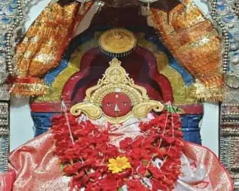 Bargarh मां समलेश्वरी मंदिर में बासंतिक नवरात्र शुरू Bargarh मां समलेश्वरी मंदिर में बासंतिक नवरात्र शुरू