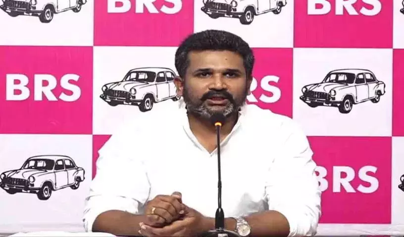 Manne Krishank: कांग्रेस ने आंगनवाड़ी कार्यकर्ताओं के फ़ोन के पैसे ले लिए Manne Krishank: कांग्रेस ने आंगनवाड़ी कार्यकर्ताओं के फ़ोन के पैसे ले लिए